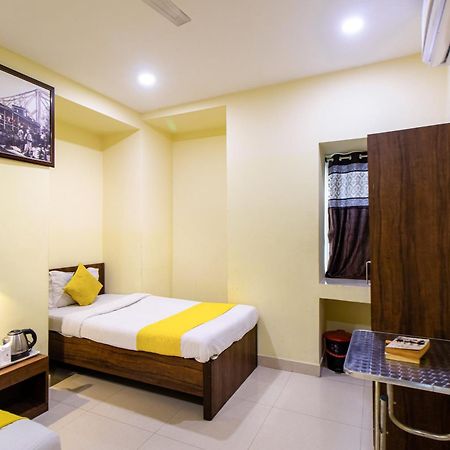 Hotel Park Central Колката Екстериор снимка